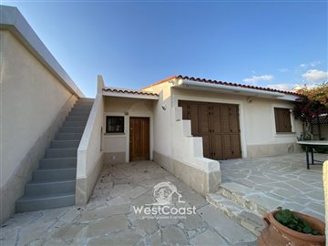 152118-detached-villa-for-sale-in-chlorakaful