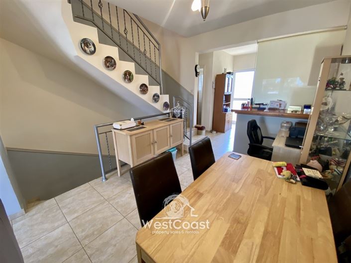 Image No.6-2 Bed Townhouse for sale