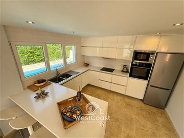 168149-detached-villa-for-sale-in-coral-bayfu