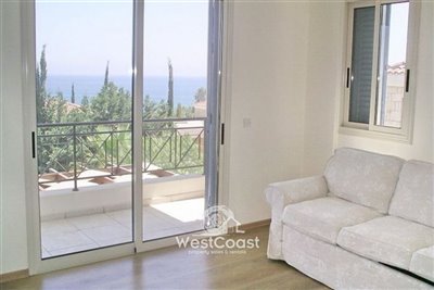 164413-detached-villa-for-sale-in-neo-choriof