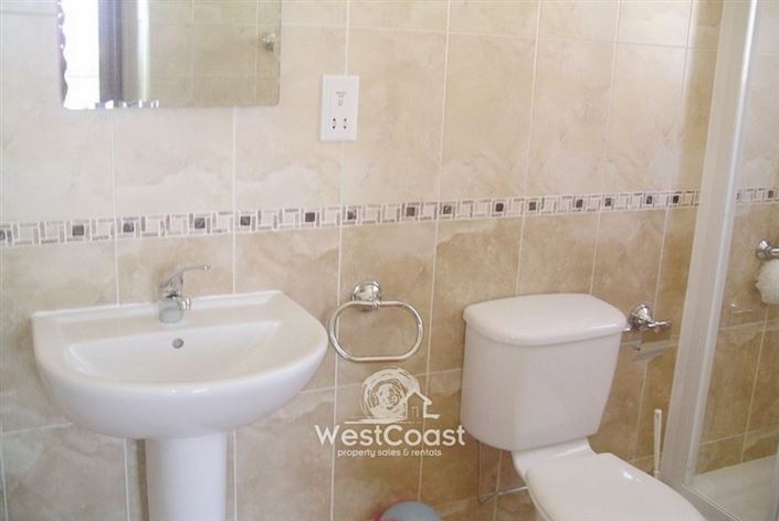 Image No.8-Villa de 4 chambres à vendre à Neon Chorion