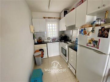 166604-apartment-for-sale-in-chlorakafull