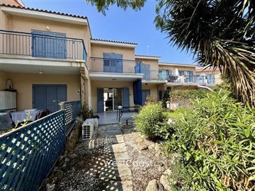 168139-town-house-for-sale-in-universalfull