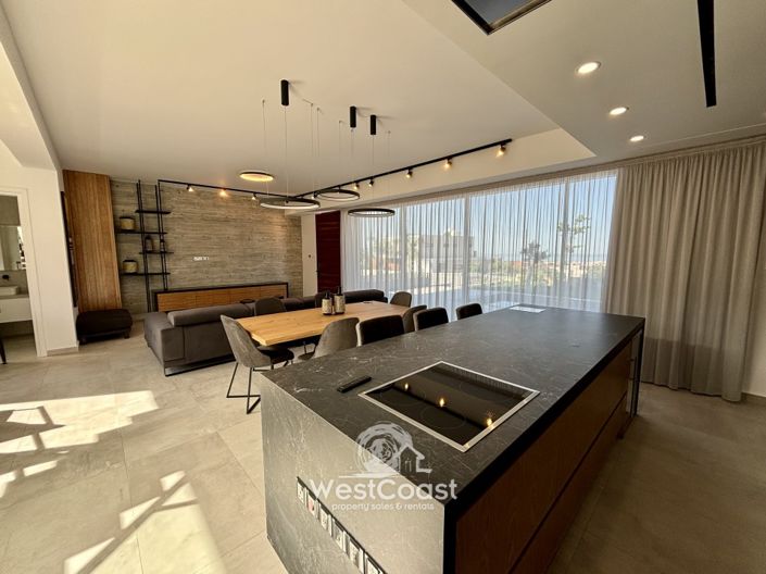 Image No.9-3 Bed Villa for sale