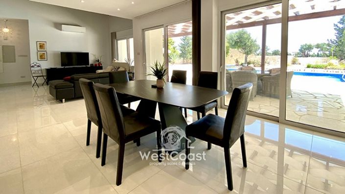 Image No.9-4 Bed Villa for sale