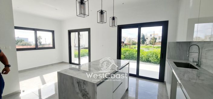 Image No.6-3 Bed Villa for sale