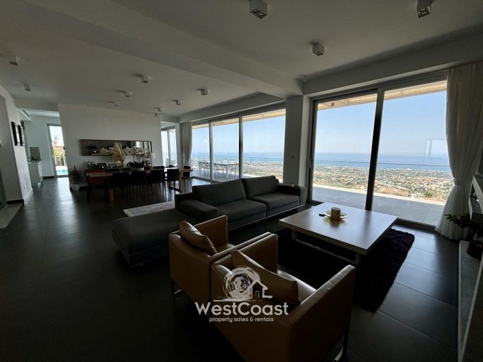 Image No.2-Villa de 6 chambres à vendre à Tala