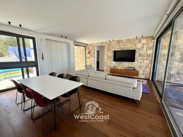 171443-bungalow-for-sale-in-sea-caves-stgeorg