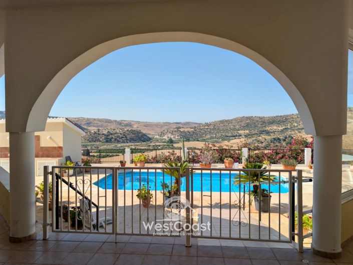 Image No.2-Bungalow de 4 chambres à vendre à Nata