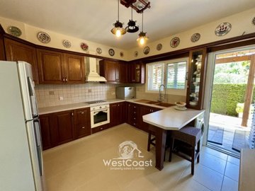 173992-detached-villa-for-sale-in-coral-bayfu