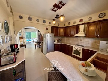 173994-detached-villa-for-sale-in-coral-bayfu