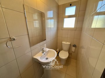 175426-town-house-for-sale-in-peyiafull