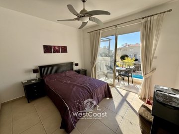 175427-town-house-for-sale-in-peyiafull