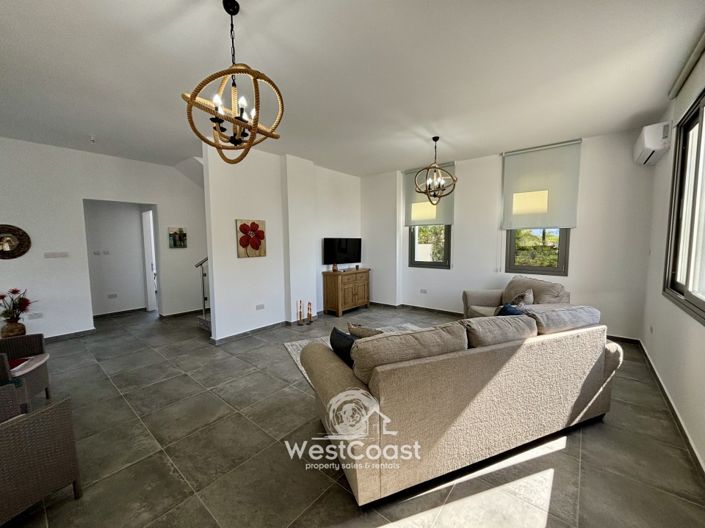 Image No.10-4 Bed Villa for sale