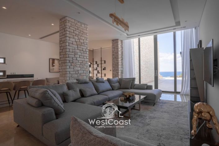 Image No.8-5 Bed Villa for sale