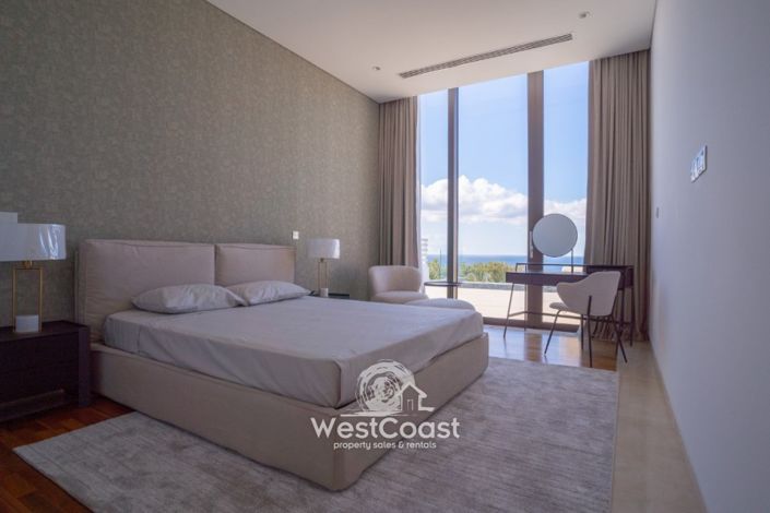 Image No.5-5 Bed Villa for sale