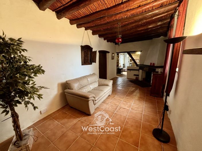 Image No.8-3 Bed Villa for sale