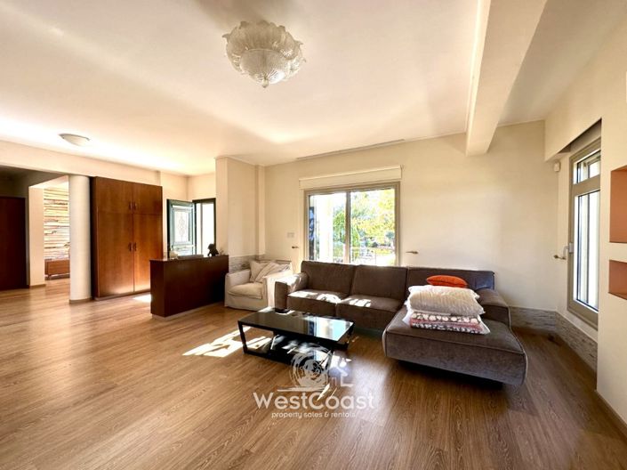 Image No.4-4 Bed Villa for sale