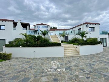 179943-detached-villa-for-sale-in-sea-caves-s