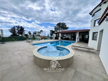 179939-detached-villa-for-sale-in-sea-caves-s
