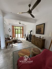180094-detached-villa-for-sale-in-stroumpiful