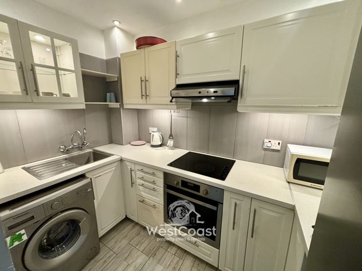 Image No.5-2 Bed Apartment for sale