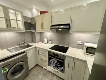 180457-apartment-for-sale-in-chlorakafull