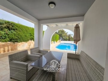 180580-detached-villa-for-sale-in-coral-bayfu
