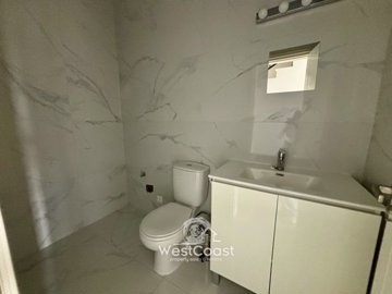 180689-town-house-for-sale-in-chlorakafull