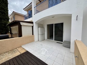 181008-town-house-for-sale-in-peyiafull
