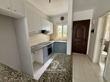 181003-town-house-for-sale-in-peyiafull