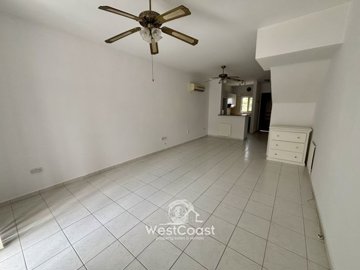 181005-town-house-for-sale-in-peyiafull