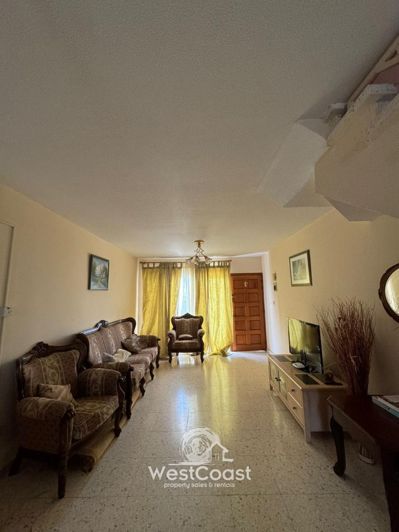 Image No.2-2 Bed Townhouse for sale