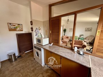 181477-apartment-for-sale-in-chlorakafull