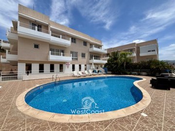 181511-studio-for-sale-in-peyiafull