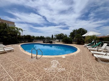 181513-studio-for-sale-in-peyiafull