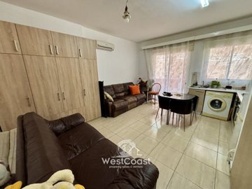 181514-studio-for-sale-in-peyiafull