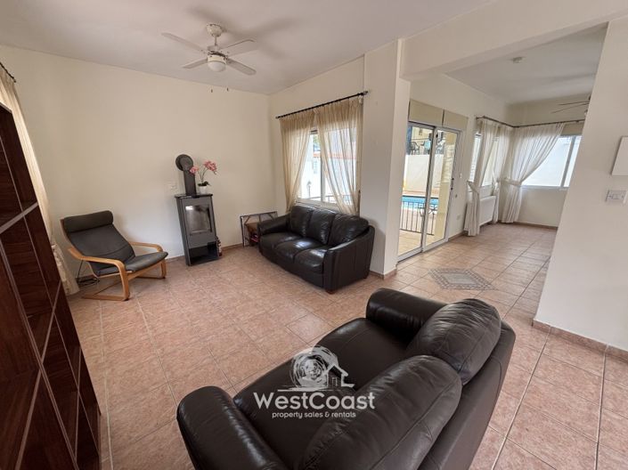 Image No.2-3 Bed Villa for sale