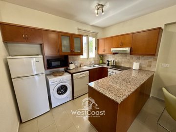 181873-apartment-for-sale-in-peyiafull