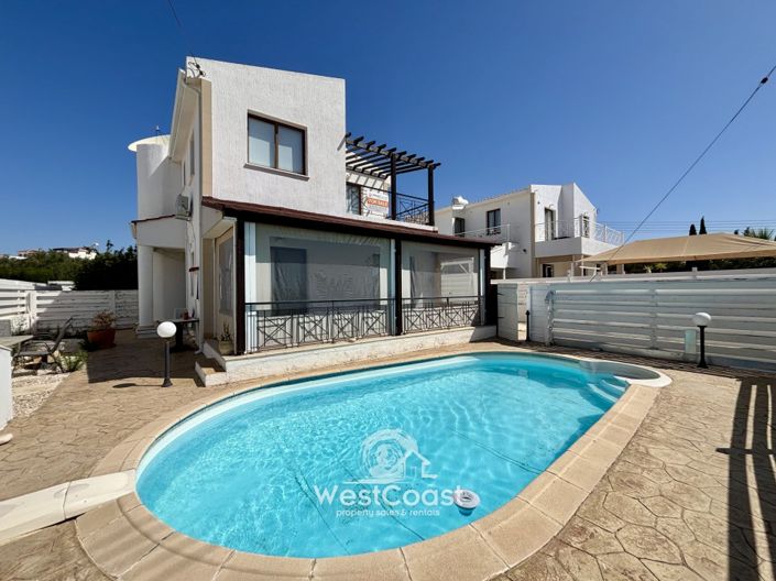 Image No.1-3 Bed Villa for sale
