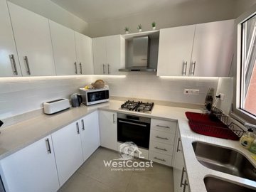 181986-apartment-for-sale-in-universalfull