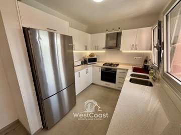 181988-apartment-for-sale-in-universalfull