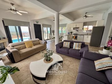 182098-detached-villa-for-sale-in-peyiafull
