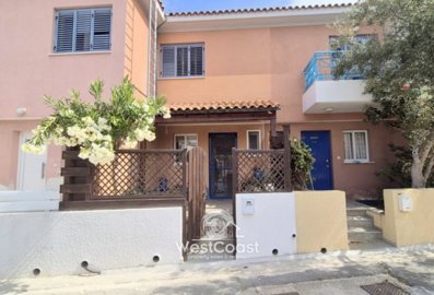 182180-town-house-for-sale-in-universalfull