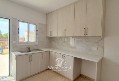 182193-town-house-for-sale-in-chlorakafull
