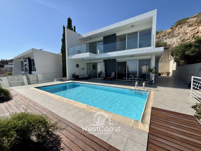 Image No.1-3 Bed Villa for sale