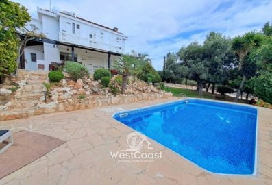 182497-detached-villa-for-sale-in-peyiafull