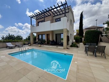 182502-detached-villa-for-sale-in-peyiafull
