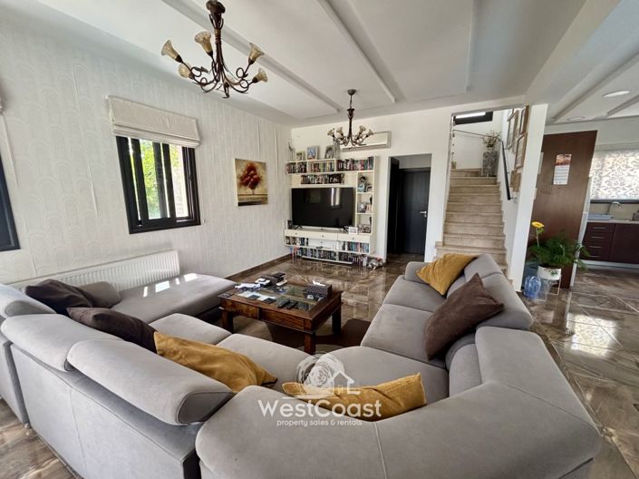 Image No.9-3 Bed Villa for sale