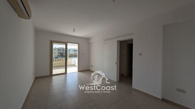 182796-apartment-for-sale-in-mandriafull